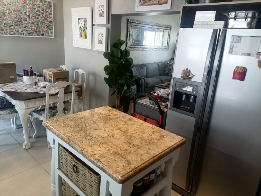 To Let 1 Bedroom Property for Rent in Strand North Western Cape